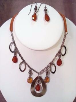 fashion jewellery pls -                                TN 556